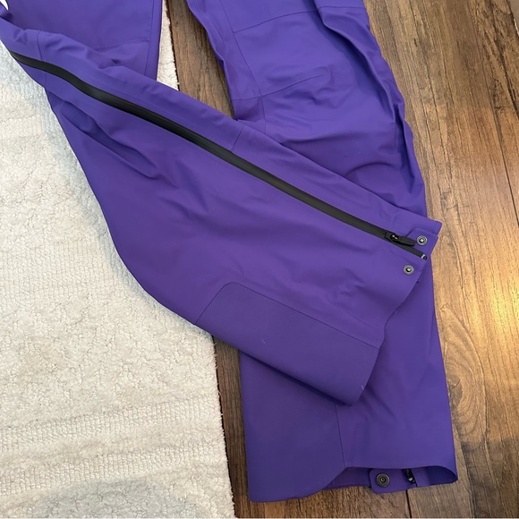 The North Face women’s snow pants - Picture 2 of 5